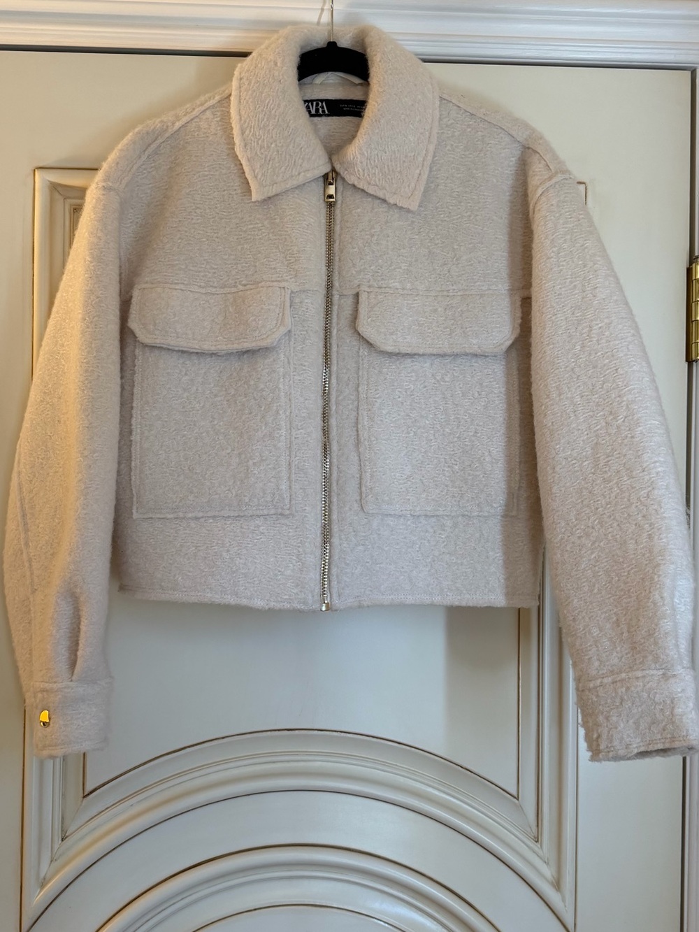 ZARA Cream Bouclé Zip-Front Pocket Jacket